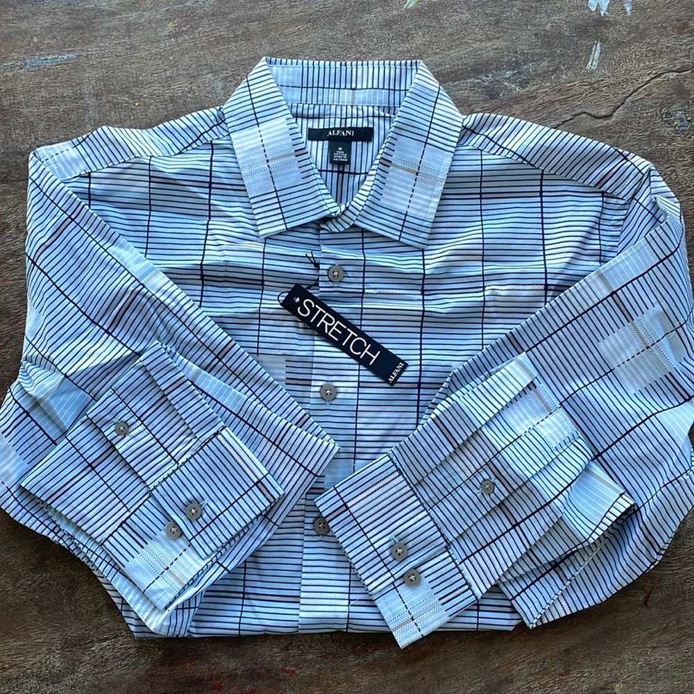 Mens Alfani 100% cotton dress shirt. NWT size M